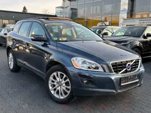 Volvo XC60 D5 AWD/Leder/AHK/Panorama/NAVI