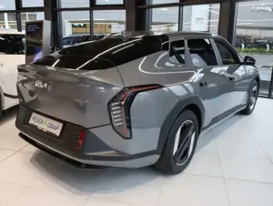 Kia EV4 Fastback 81,4 kWh Long Range Earth Upgrade Bild 2