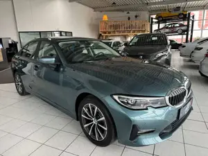 BMW 320 i Advantage *Automatik*LED*CarPlay*Navi*SHZ* Bild 3