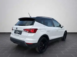 SEAT Arona Style 1.0 TSI LED Scheinwerfer Full Link S Bild 3