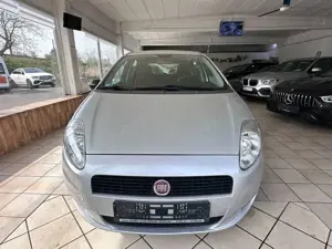 Fiat Grande Punto 1.2 8V Basis KLIMA 4Türig Tüv/07-27