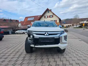 Mitsubishi L200 Select Doppelkabine 4WD Bild 5