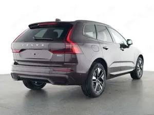 Volvo XC60 FACELIFT Plus Dark AWD HUD Digitales Cockpit Memor Bild 2
