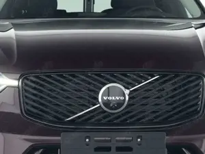 Volvo XC60 FACELIFT Plus Dark AWD HUD Digitales Cockpit Memor Bild 4