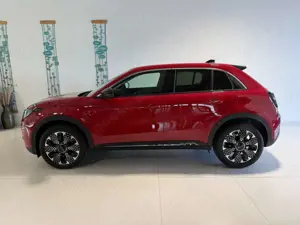 Fiat 600 La Prima Hybrid 1.2 T3 107 kW (145 PS) DCT Klim... Bild 3
