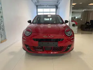 Fiat 600 La Prima Hybrid 1.2 T3 107 kW (145 PS) DCT Klim... Bild 2