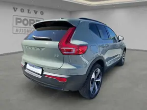 Volvo XC40 B3 FWD Plus Dark 360° ACC FHZ H/K LED SHZ Bild 4