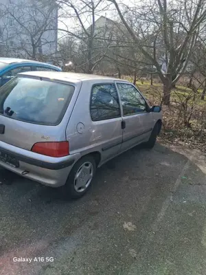 Peugeot 106