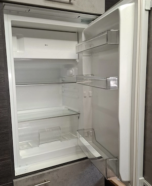 Einbaukühlschrank (Neuwertig) zu verschenken 