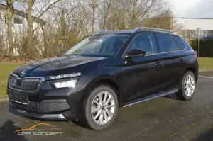 Skoda Kamiq 1,0TSI DSG Style LED/PDC/SHZ/AHK/8xREIFEN Bild 4