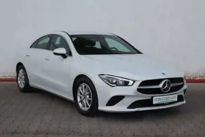 Mercedes-Benz CLA 180 d Coupé Cp. 458 WideScreen 16.697 € NETTO