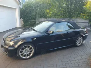 BMW 318 318i Cabrio schwarz  M-Paket Voll Leder beiges eVe Bild 2