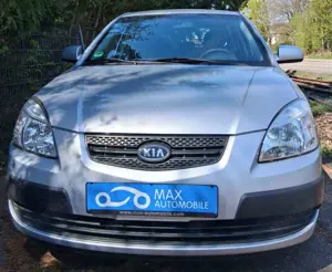 Kia Rio 1.4 EX Basis 1. Rentnerhand nur 17500KM !!!!