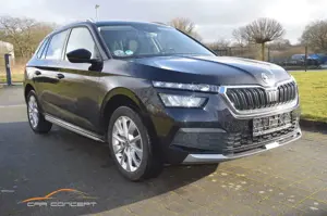 Skoda Kamiq 1,0TSI DSG Style LED/PDC/SHZ/AHK/8xREIFEN Bild 3