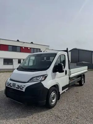Fiat Ducato Pritschenwagen. 35 L2 140 Multijet M