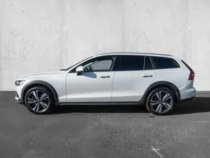 Volvo V60 Cross Country B4 AWD Plus LED Kamera Bild 5