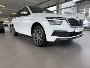 Skoda Kamiq Ambition 1.0 TSI NAVI LED PANO ACC PDC Klima Navi Bild 2