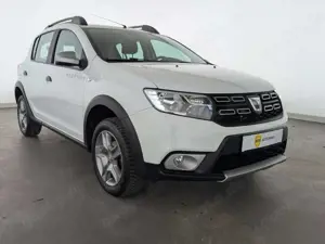 Dacia Sandero Sandero II 0.9 TCe 90 Stepway Celebration NAVI+ Bild 5