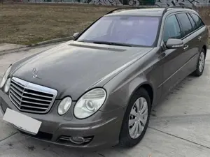 Mercedes-Benz E 220 E 220 T CDI Automatik Avantgarde