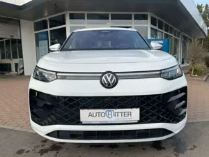 Volkswagen Tayron R-Line HK+SHZ+AHK+Matrix-LED+Pano+Navi