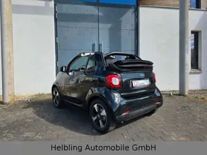 smart forTwo cabrio Passion Automatik Navi Bild 3