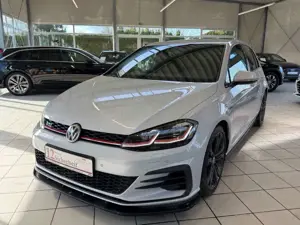 Volkswagen Golf VII Lim. 2.0 TSI GTI DSG / ACC / LED / NAVI