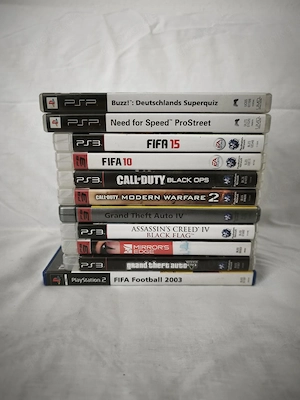 11x Playstation Hüllen für Ps3, Ps2 & PSP. Playstation 