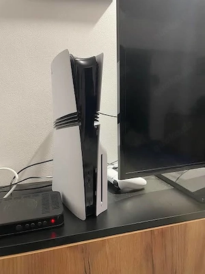 PS5 Pro 2TB + Festplatte 