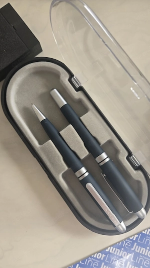 Schreibsets abzugeben 