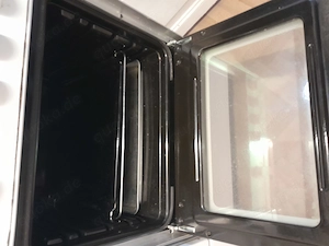 Gut erhaltener Ceranherd aus privater Hand. Bild 3