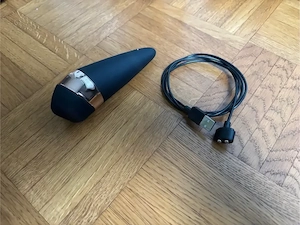 Satisfyer mit Ladekabel