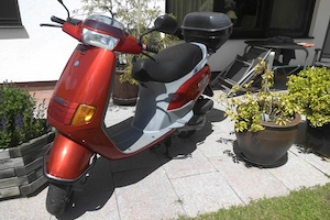 Piaggio - Roller SKR 125