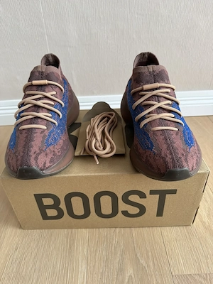 Adidas Yeezy Boost 380 Azure Größe 42,5 Neuwertig