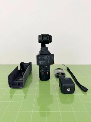 Tragbare 4K-Kamera DJI Osmo Pocket 3 mit drehbarem Touchscreen
