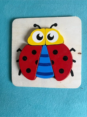 Holzkäferpuzzle für Kinder