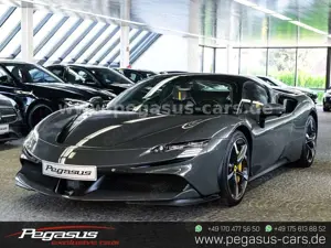 Ferrari SF90 Spider GRIGIO SCURO / RACING SEATS Bild 3