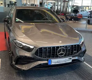 Mercedes-Benz A 35 AMG AMG A 35 4Matic AMG Speedshift DCT 8G AMG Line Advanced Plus