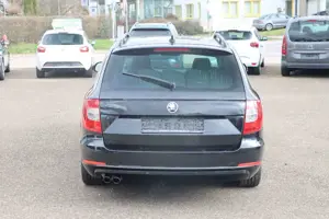 Skoda Superb Combi Exclusive 4x4 l NAVI l XENON l Bild 5