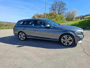 Mercedes-Benz C 220 C 220 d T 9G-TRONIC Avantgarde