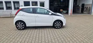 Toyota Others Aygo AYGO x-play Team D Bild 4