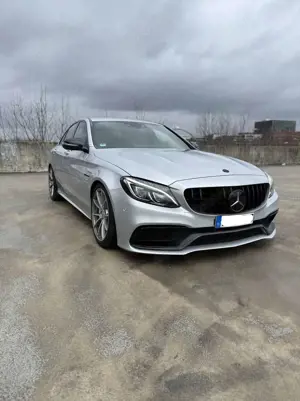 Mercedes-Benz C 63 AMG Speedshift 7G-MCT