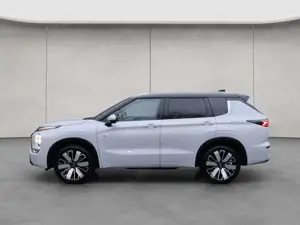 Mitsubishi Outlander Bild 2