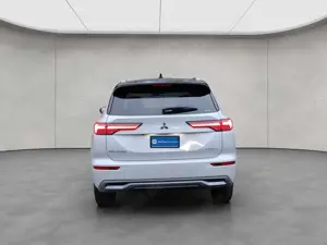 Mitsubishi Outlander Bild 5