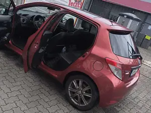 Toyota Yaris Toyota Yaris 2012 1.4 Diesel Bild 5