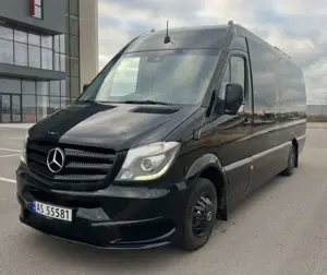 Mercedes-Benz Sprinter Medcedes-Benz Sprinter 519
