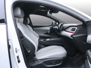 BYD Seal 6 DM-i Touring Comfort 8-fach bereift PANO SHZ Bild 4
