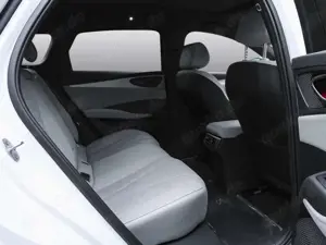 BYD Seal 6 DM-i Touring Comfort 8-fach bereift PANO SHZ Bild 5