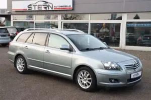 Toyota Avensis Kombi 1.8 l XENON l 2.HAND l
