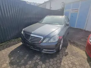 Mercedes-Benz E 220 E-Klasse T-Modell Diesel T CDI DPF BlueEFFICIENCY Automatik
