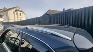 Mercedes-Benz E 220 E-Klasse T-Modell Diesel T CDI DPF BlueEFFICIENCY Automatik Bild 5